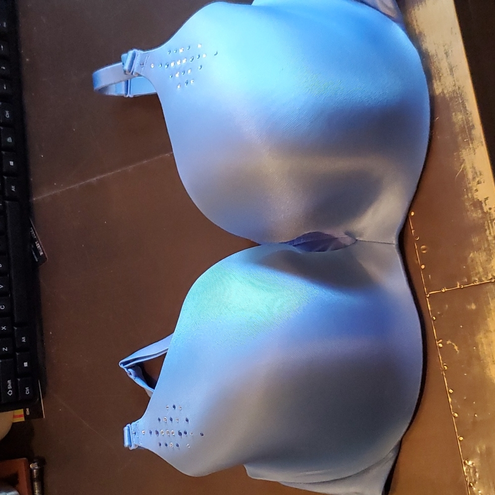 NEW Cacique BEADED / PLUNGE / COMFORT STYLE bra 42DD